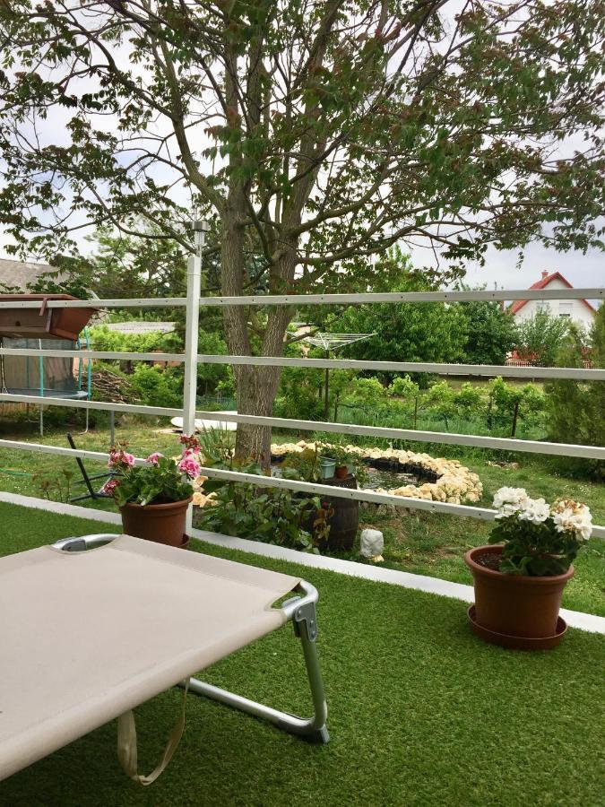 Lelle -Kert Apartman 03 Balatonlelle Dış mekan fotoğraf