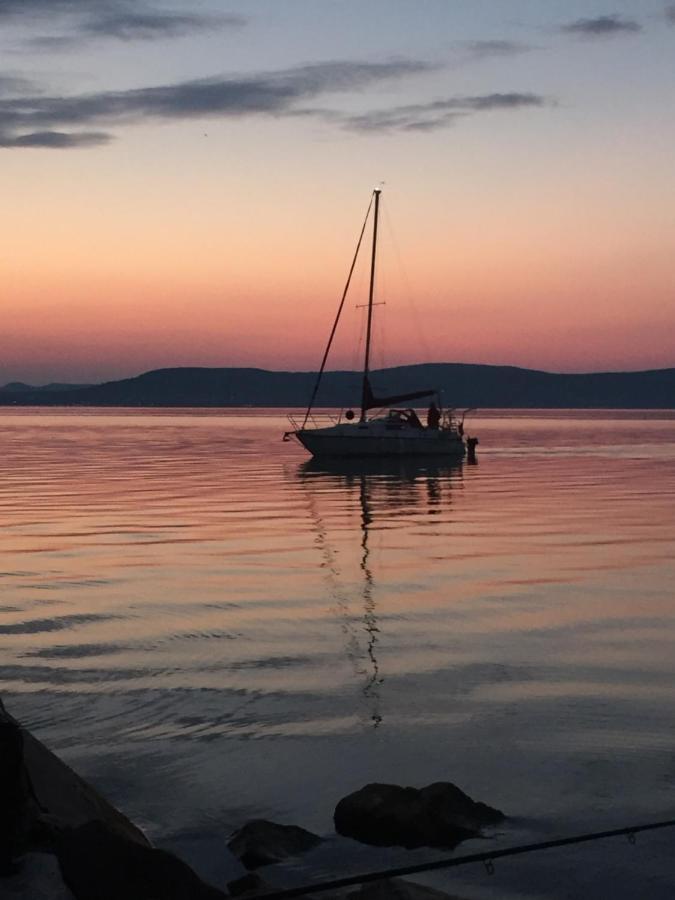 Lelle -Kert Apartman 03 Balatonlelle Dış mekan fotoğraf